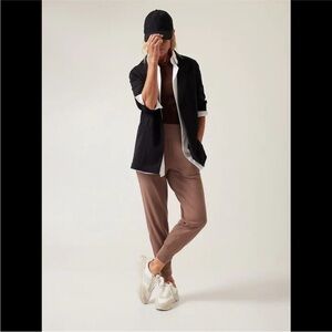 Athleta Venice Jogger In Rustic Beige Size L (A5)